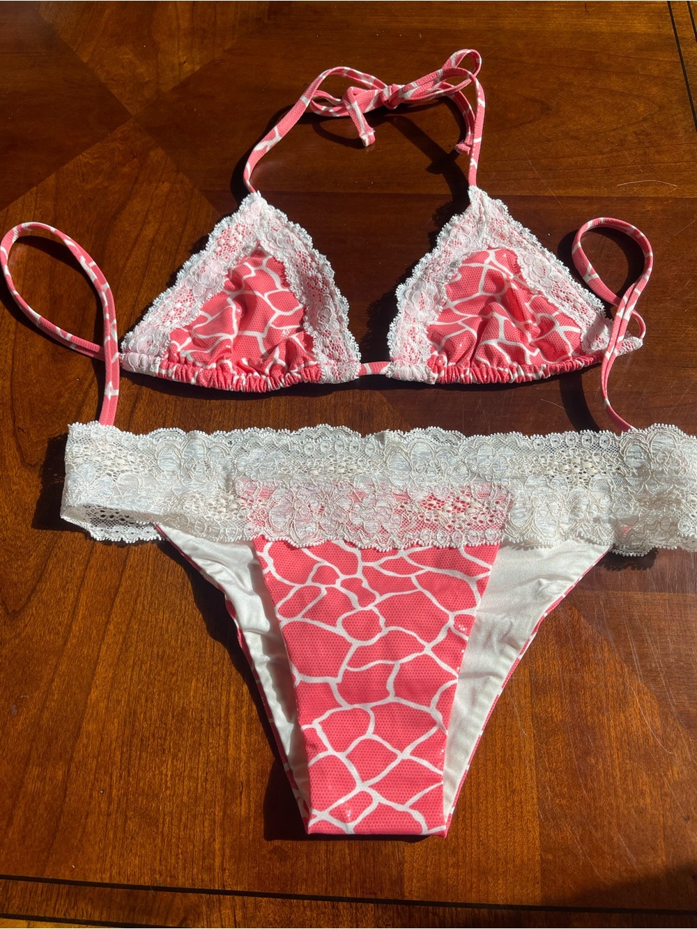 NWOT beach bunny bikini lace pink mermaid 🧜‍♀️ set size M both parts